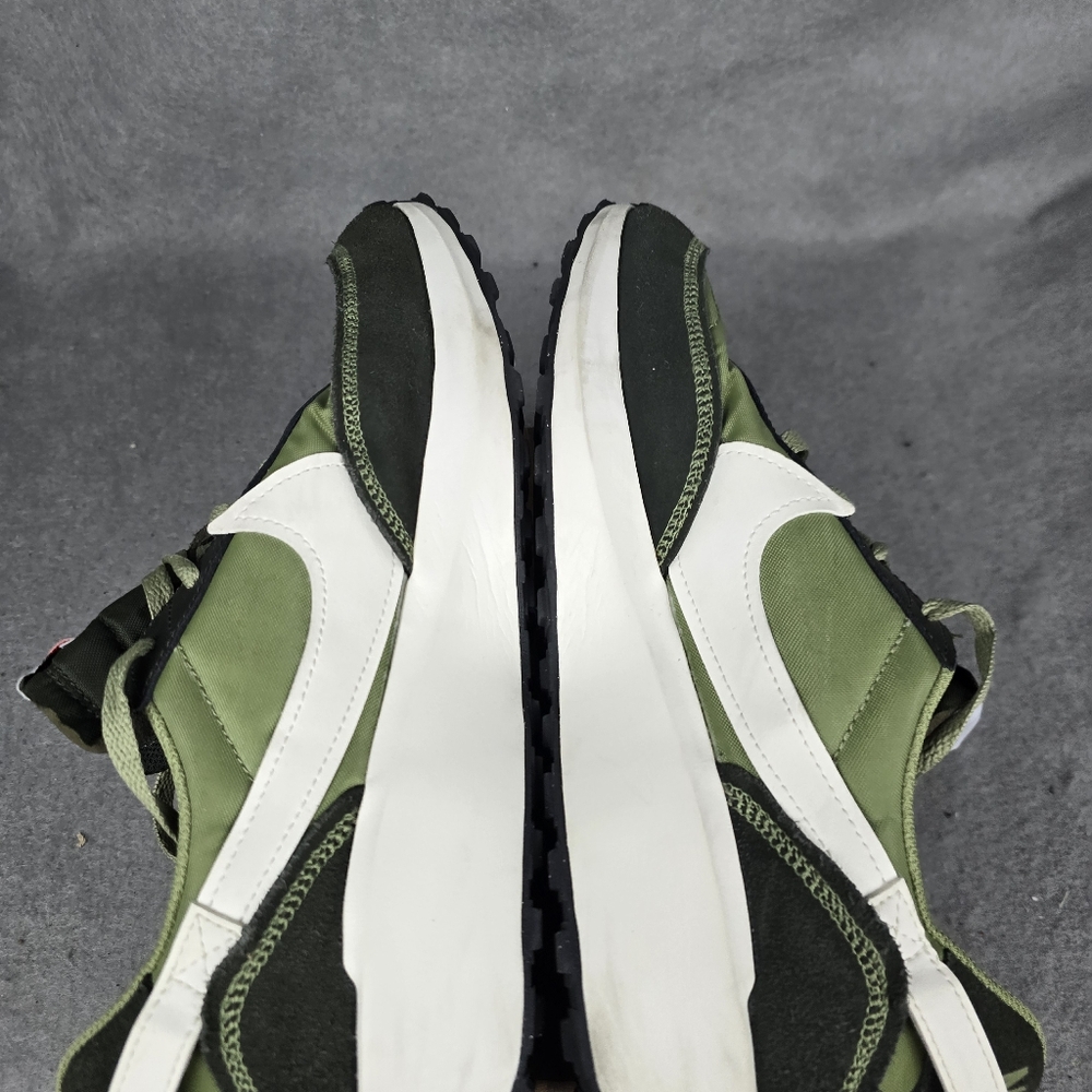 Nike Waffle Debut Alligator Size 10.5 DH9522-300 Running Shoe - Picture 9 of 10